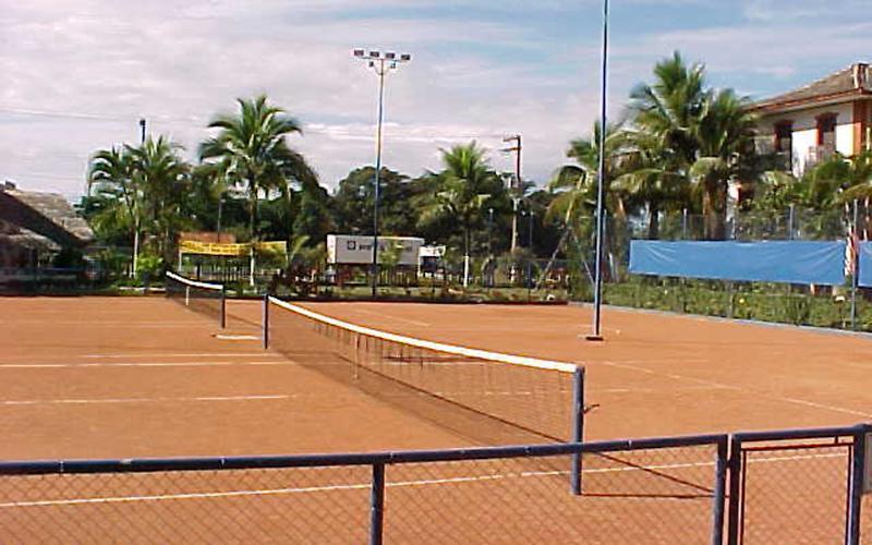 Condominio Clube Wembley Tennis Ubatuba Bagian luar foto